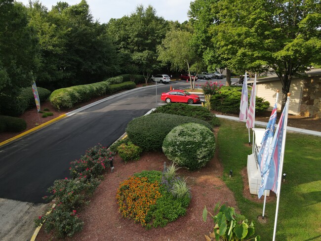 Building Photo - Valleyfield Apartments