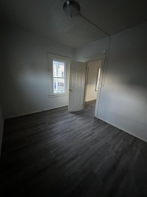 Building Photo - 3319 W 97th St