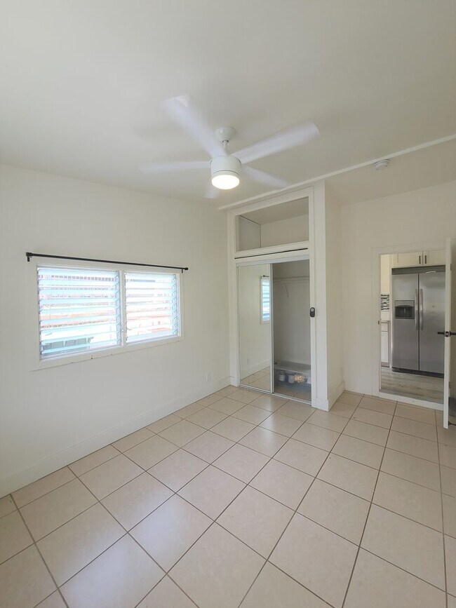 Foto del edificio - Convenient to everything! SOLAR!  3 bed, 1...