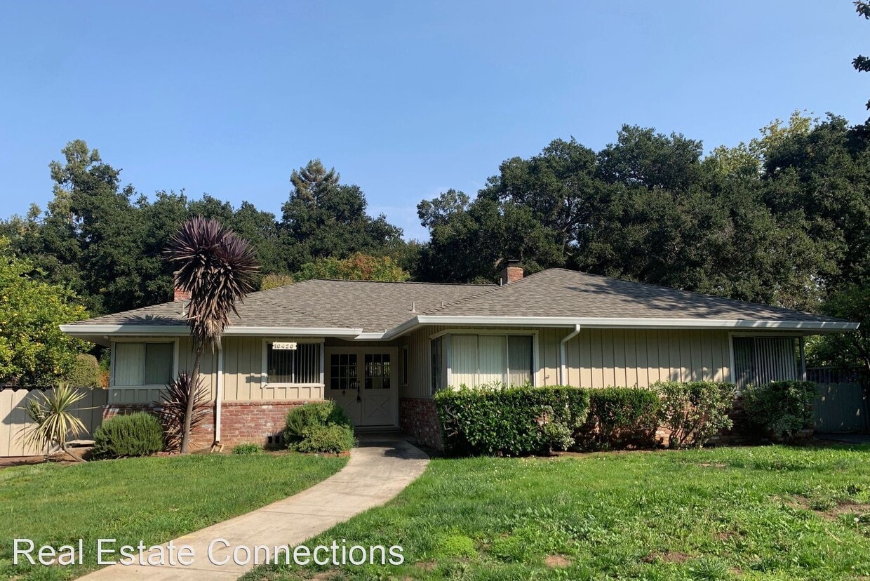 Primary Photo - 3 br, 2 bath House - 10420 Creston Drive