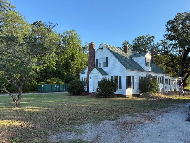Building Photo - Ready to make the move? Great Rental near ...