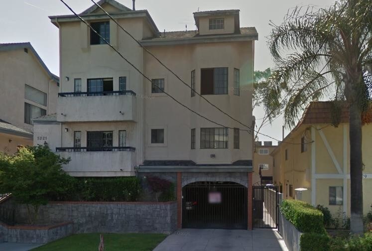 5221 Cartwright Ave, Los Angeles, CA 91601 Townhome Rentals in Los