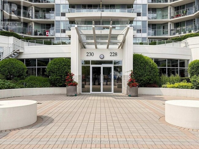 Building Photo - 228 Queens Quay W