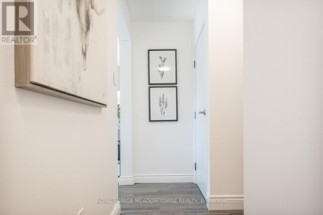 Photo du bâtiment - 611 Beaver Ct