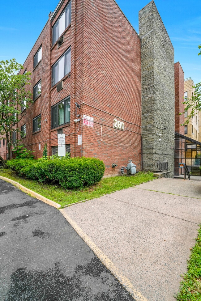 Building Photo - 280 Collins St