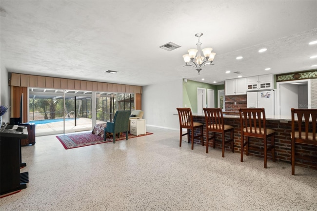 Foto del edificio - 6422 Fairlawn St