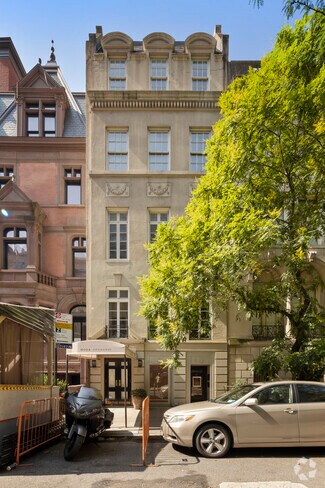 Building Photo - 24 E 64th St