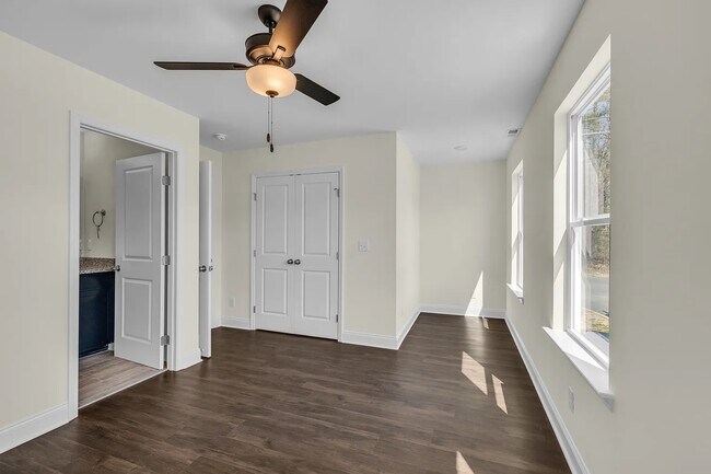 Foto del edificio - 5546 Stream Ln