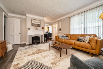 Building Photo - 3722 Bainbridge Rd