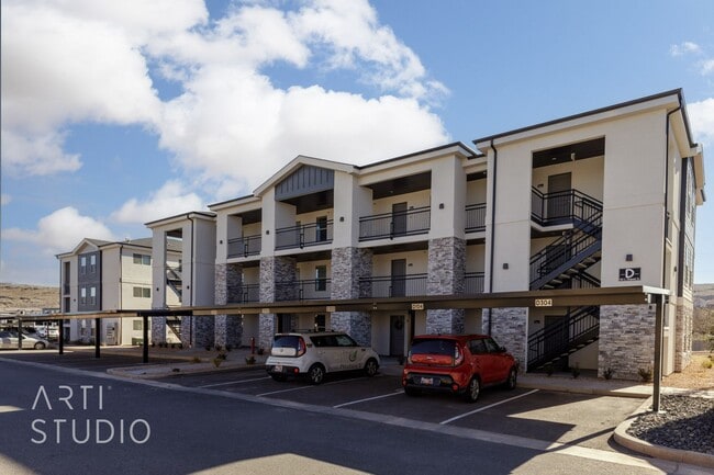 Building Photo - Brand New  2 Bedroom, 1 Bathroom Condo in Red Vista Condominiums
