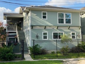 Building Photo - 4703 Park Dr