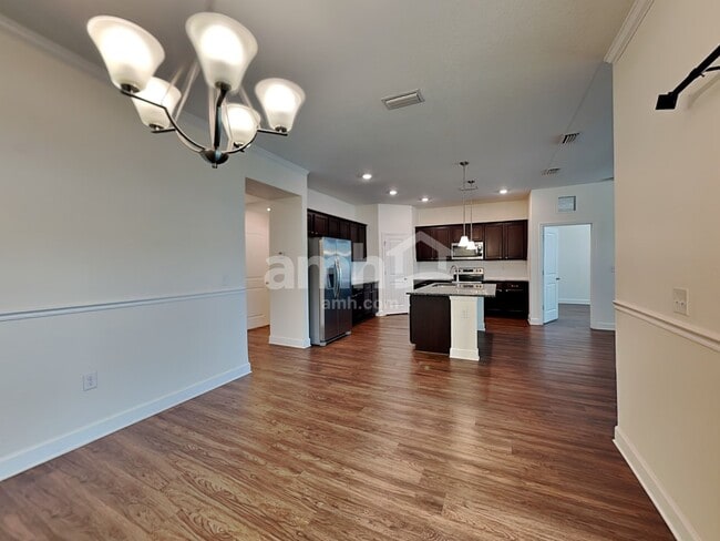 Foto del edificio - 313 Pine Terrace Dr