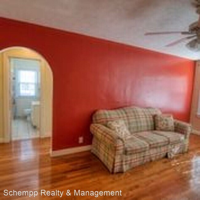 Foto del edificio - 2 br, 1 bath House - 715 W. Woodlawn Ave #5