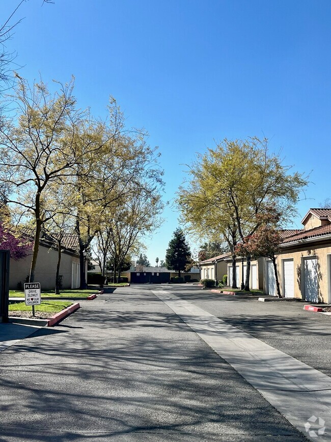 Building Photo - Montelena Townhomes