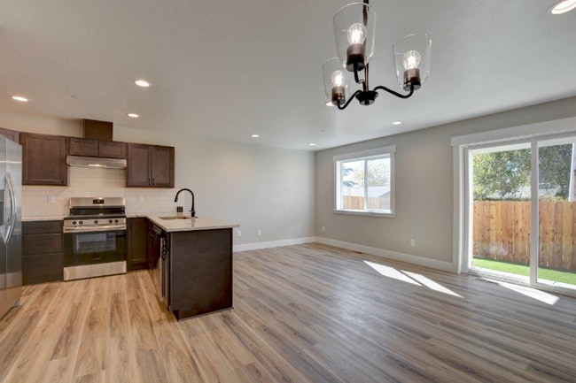 Building Photo - 7435 Denman Ct