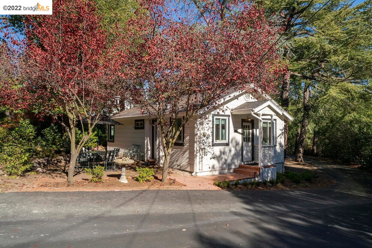 2500 Lunada Ln, Alamo, CA 94507 House for Rent in Alamo, CA