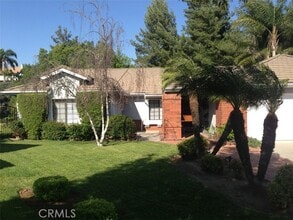Building Photo - 23665 Meadcliff Pl
