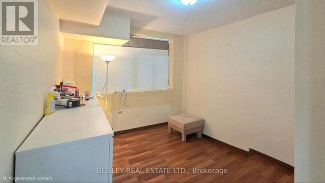 Building Photo - 15 Maplewood Ave