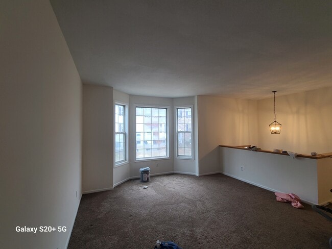 Building Photo - 13885 Ironstone Tr NW