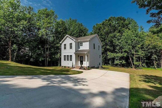 Foto del edificio - 2526 Sumter Dr