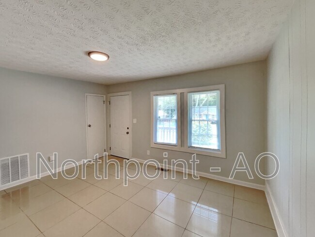 Building Photo - 8059 Attleboro Dr