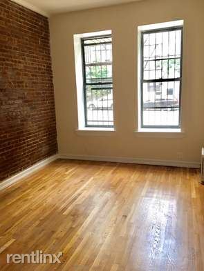 Building Photo - 111 W 96th St