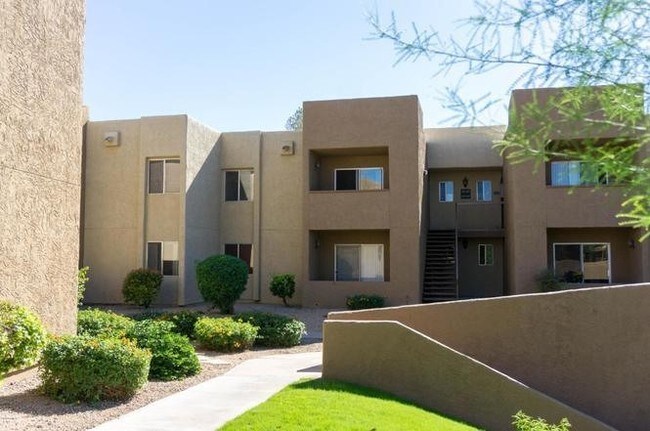 Building Photo - 5877 N Granite Reef Rd