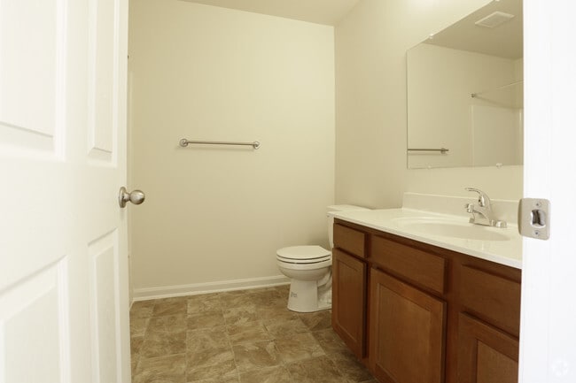 Kelhigh Drive - Orchard Apartments