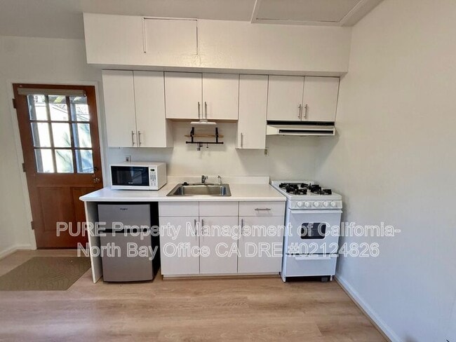 Foto del edificio - 760 Bodega Ave