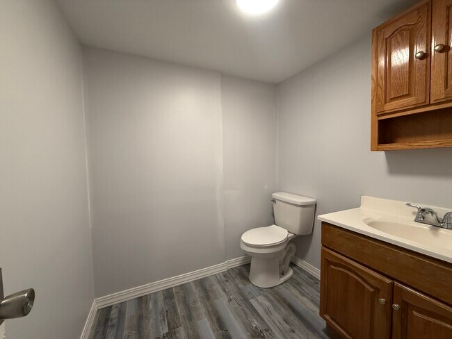 Foto del edificio - 2604 Eastview Dr