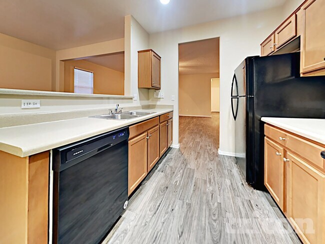 Foto del edificio - 7107 W St Catherine Ave