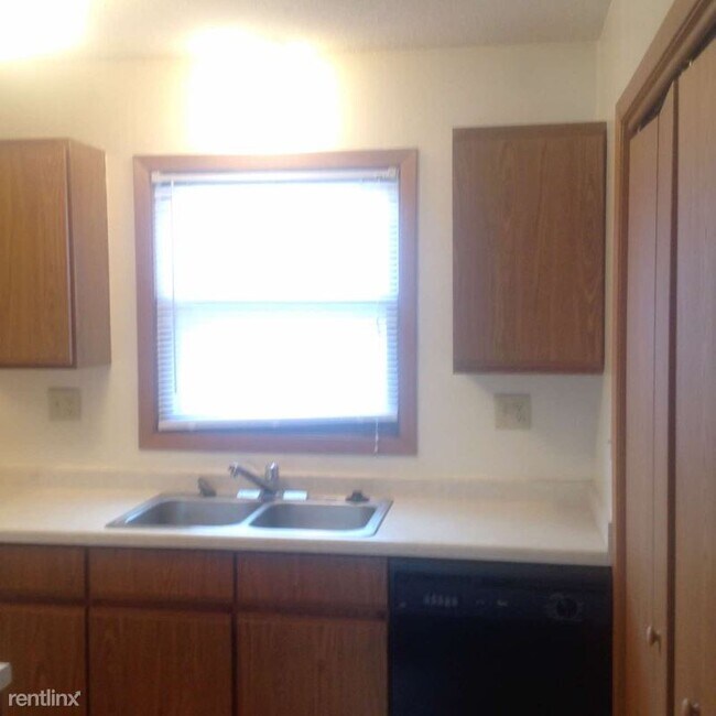 Foto del edificio - 2801 56th St NW