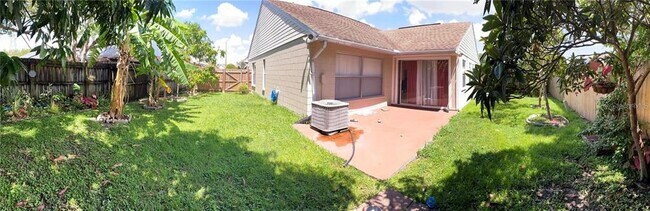 Foto del edificio - 13121 Philadelphia Woods Ln
