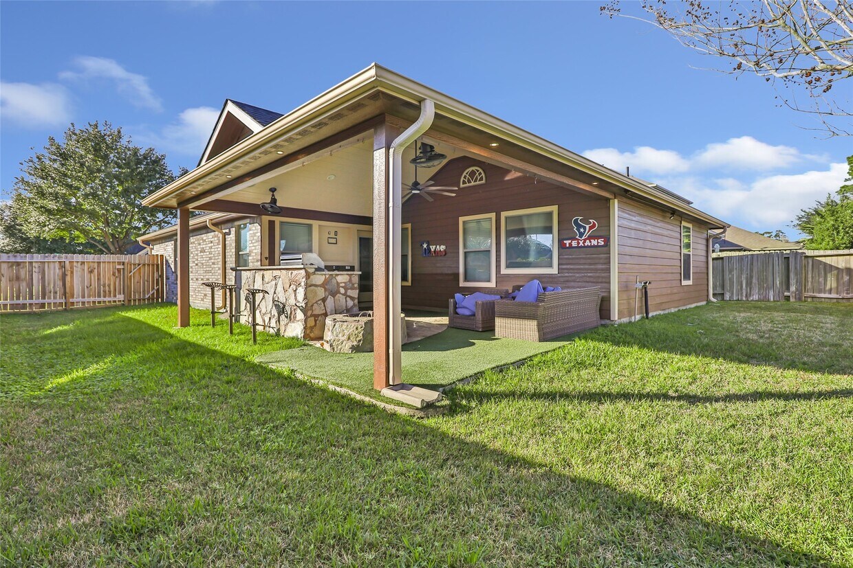 Building Photo - 21629 Twitch Ct