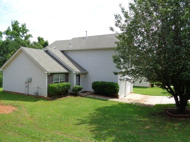 Building Photo - 1059 Field View Drive