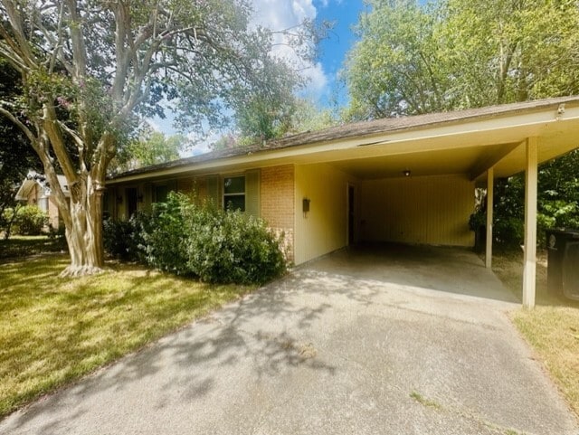 Foto del edificio - 623 College Hill Dr
