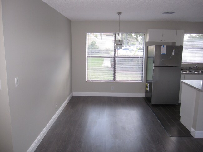 Foto del edificio - 4141 NW 114th Ave