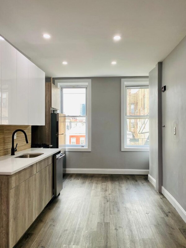Foto del edificio - 623 Willow Ave