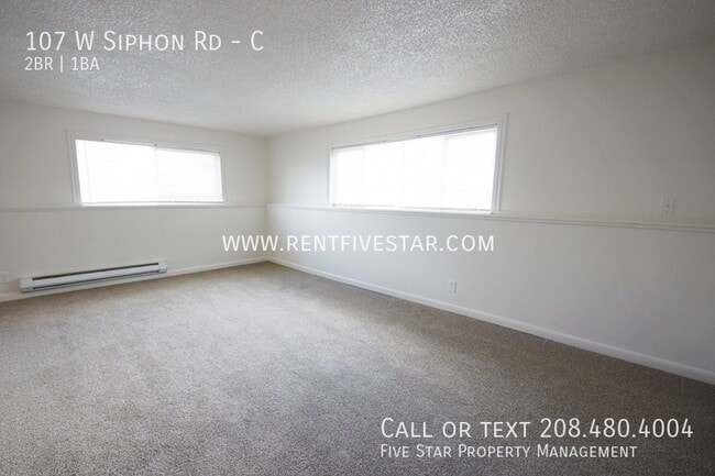 Building Photo - Spacious 2 Bedroom Apartment Available! Vi...