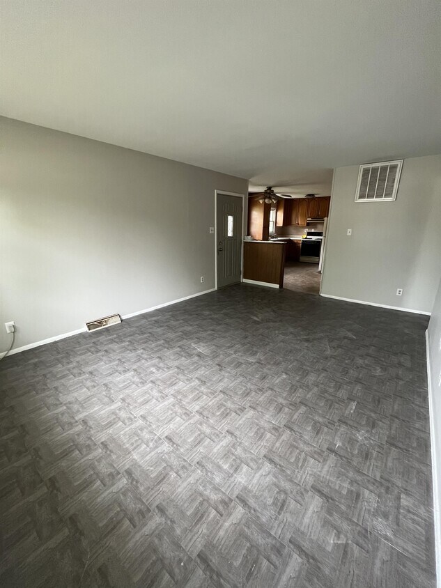 Foto principal - 3634 Nebraska Dr