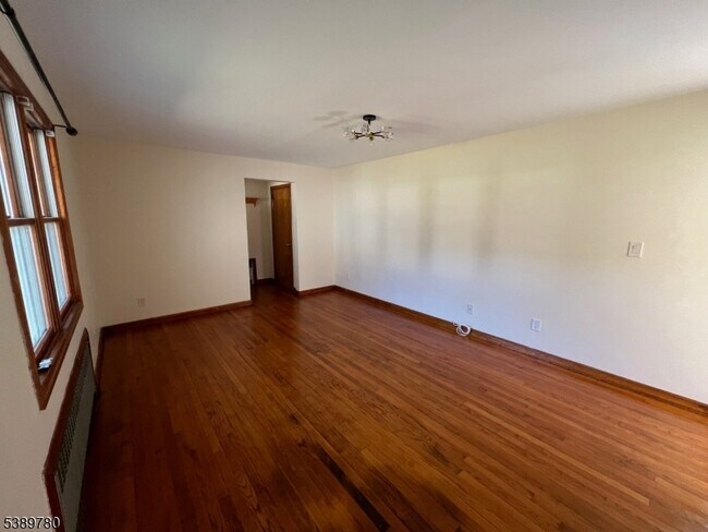 Building Photo - 215 Saddle River Rd