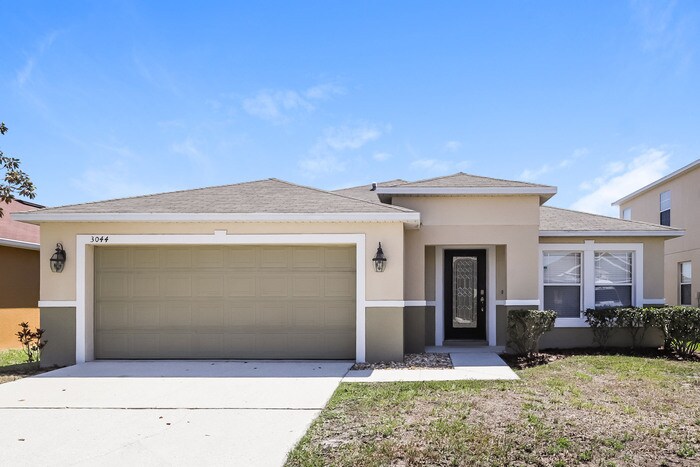 Foto principal - 3044 Park Ridge Ave