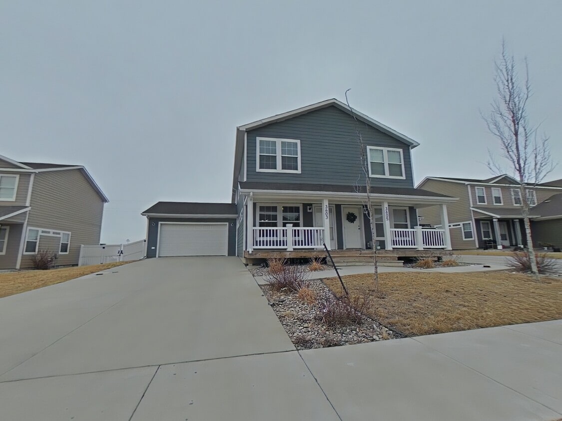 Exterior - 3309 Long Branch Ave