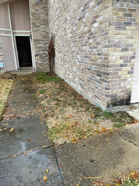 Building Photo - 10530 Rippling Fields Dr