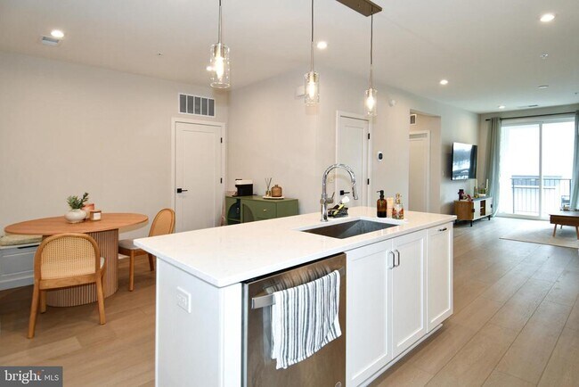 Foto del edificio - 4771 Sully Pt Ln