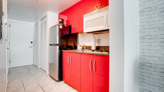 Foto del edificio - 1 SE 12th St