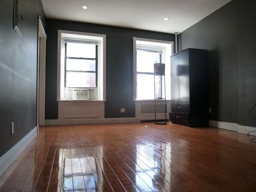 Primary Photo - 156 Lexington Ave