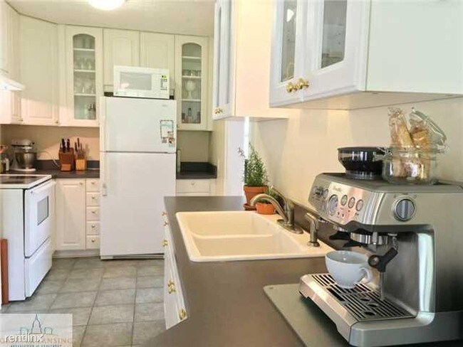 Building Photo - 3 br, 1 bath House - 4659 Liverance St