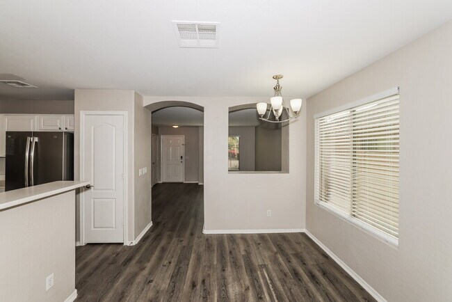 Foto del edificio - 16634 N 153rd Dr