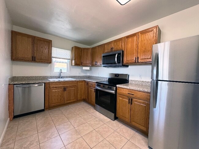 Building Photo - 1211 N Richey Blvd